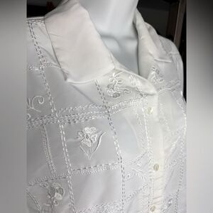 True Vintage 1980s Floral Embroidered Grid Longsleeve White Blouse - 14 L